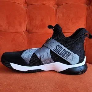Lebron soldier x11 discount